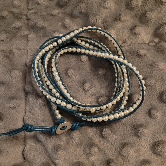 Pearl wrap bracelet - Picture 2 of 2